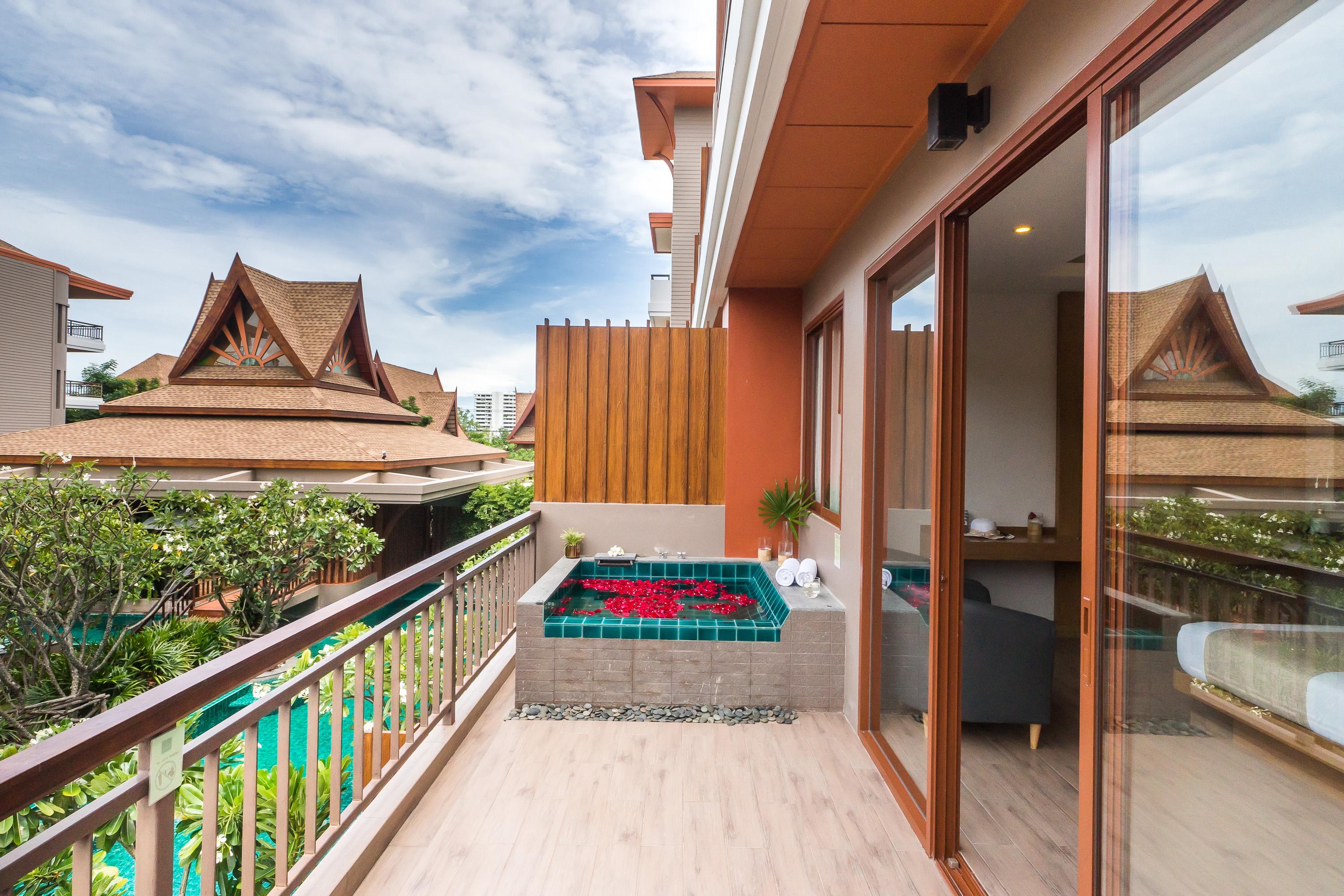 Ayrest Hua Hin Hotel Exterior foto